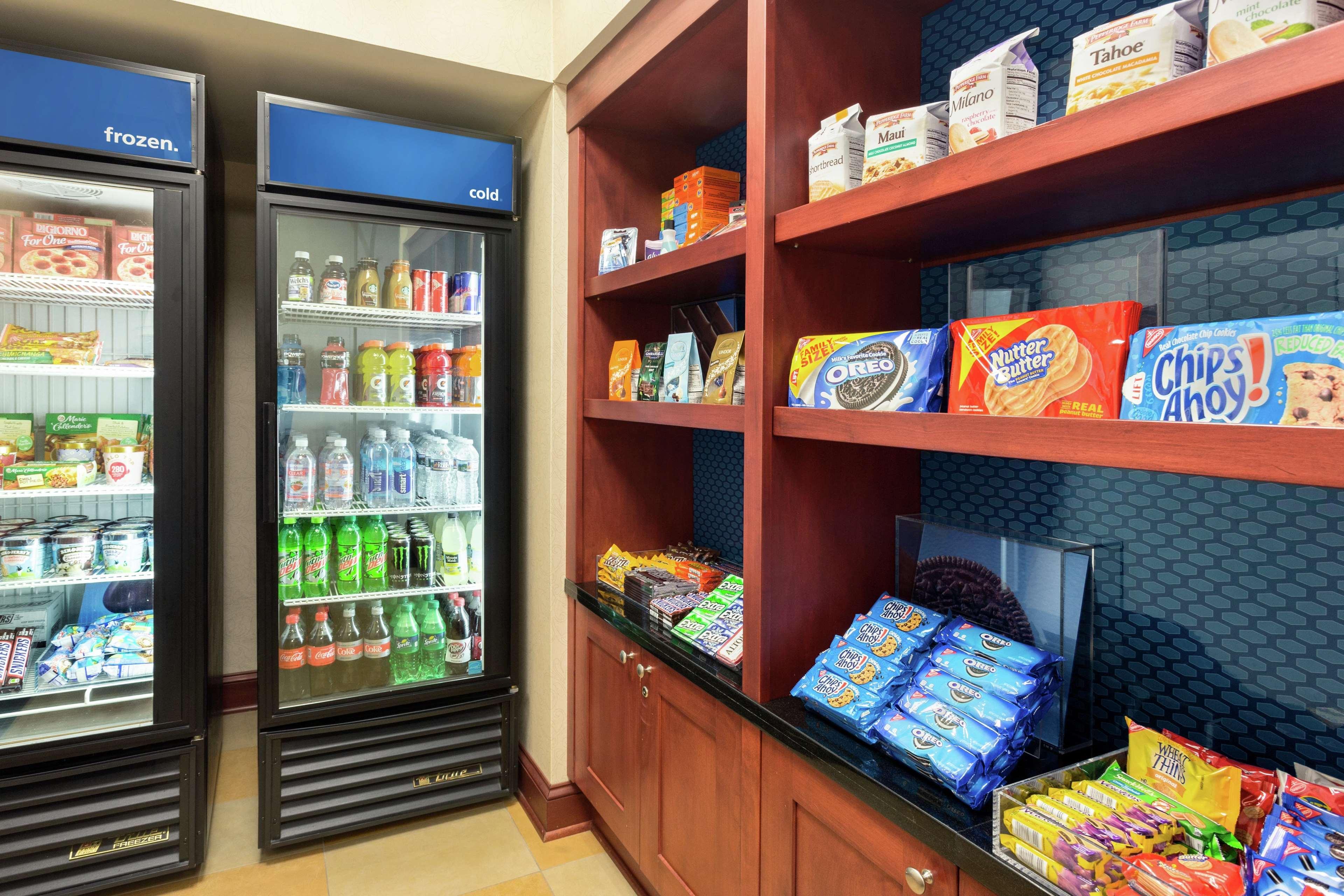 Hampton Inn & Suites Prattville Ngoại thất bức ảnh