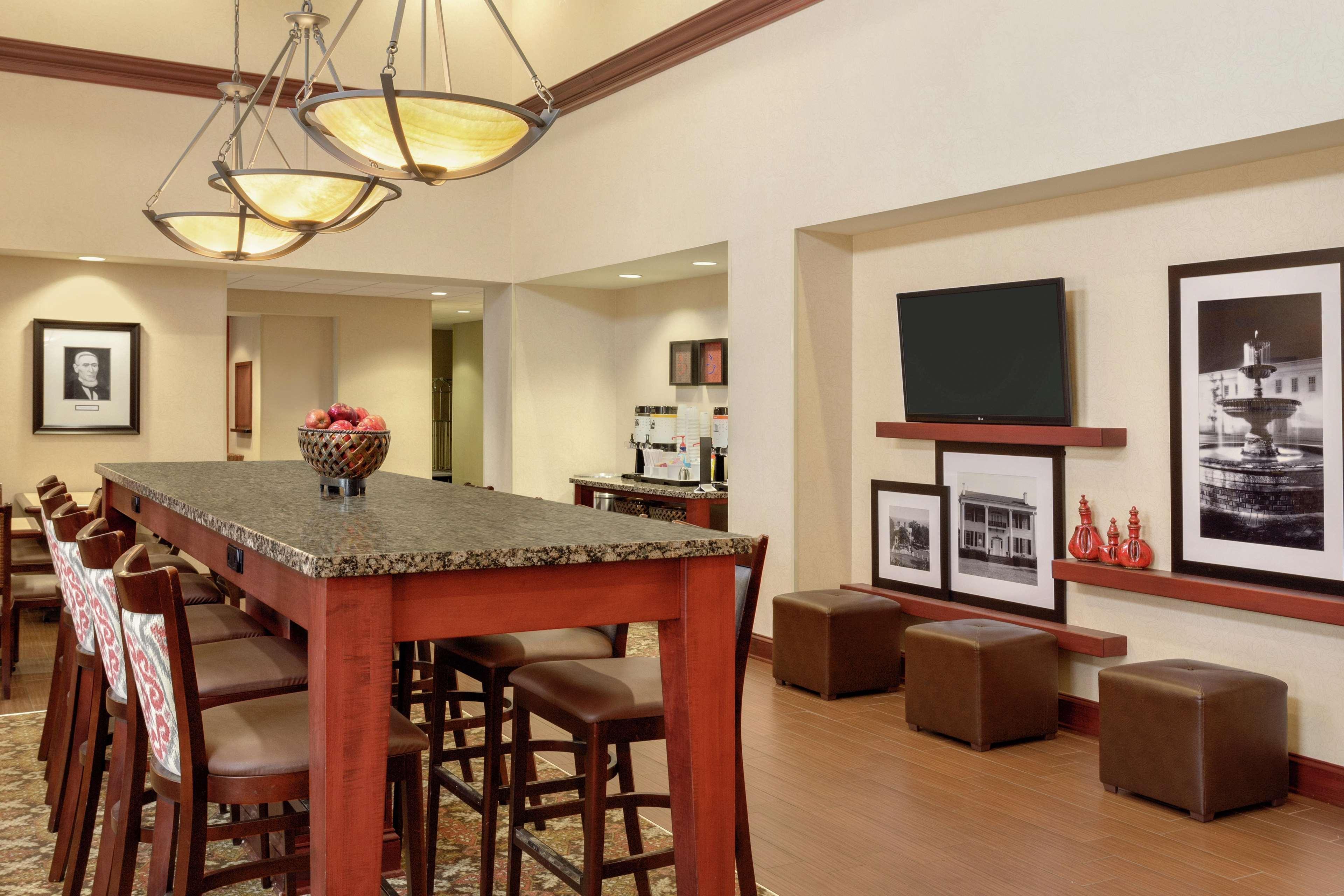 Hampton Inn & Suites Prattville Ngoại thất bức ảnh